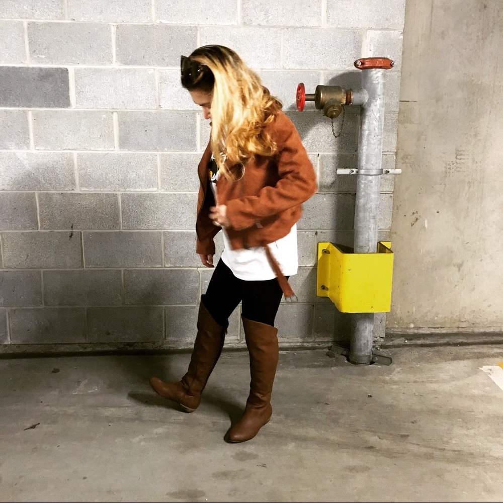 Meet your Posher, Ej